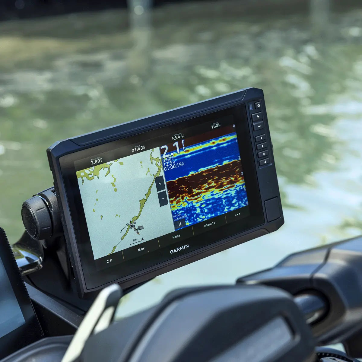 Marine Chartplotters & GPS