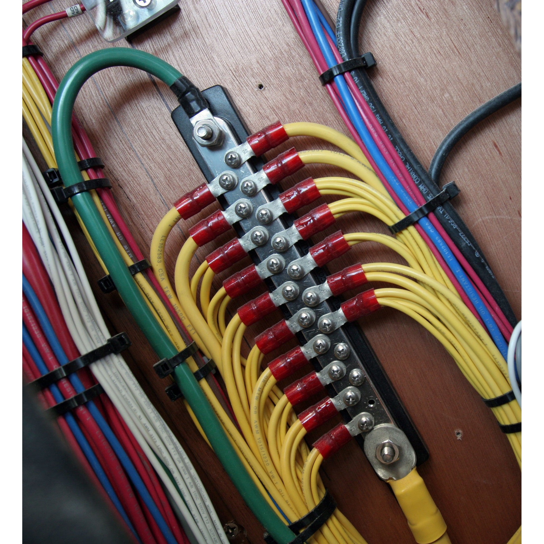 Blue Sea System 2302 BUSBAR 20 GANG COMMON BUS - Boatyard Malaysia