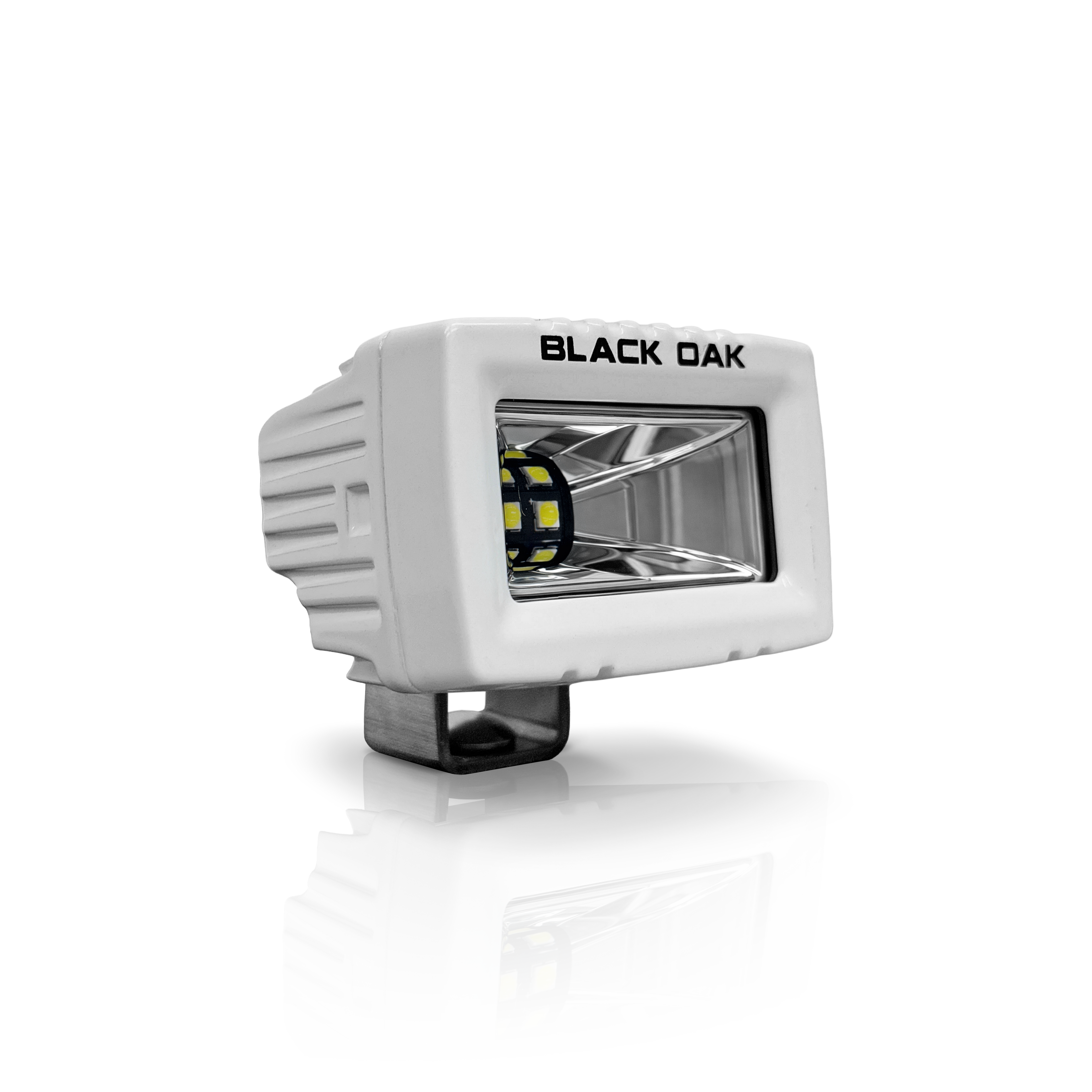 Black Oak 2" Marine Spreader Light Scene White