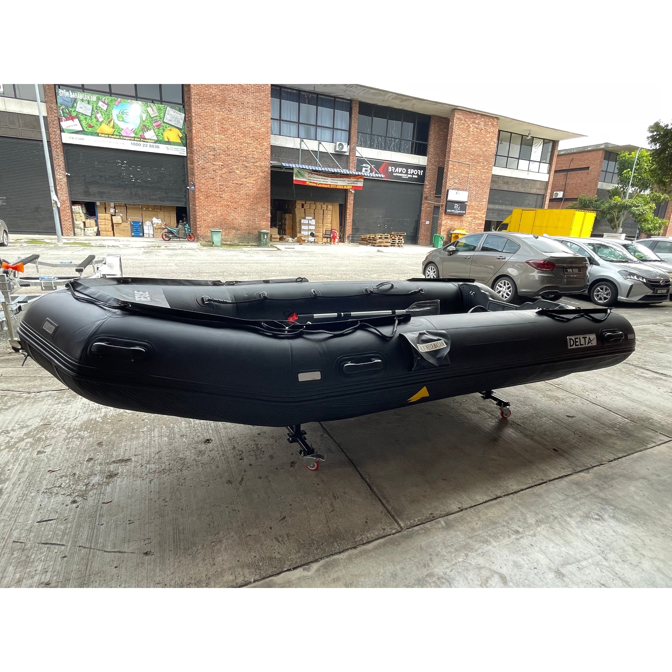 Delta Inflatable Boat R420 Rapid Water Rescue Boat - Boatyard Malaysia