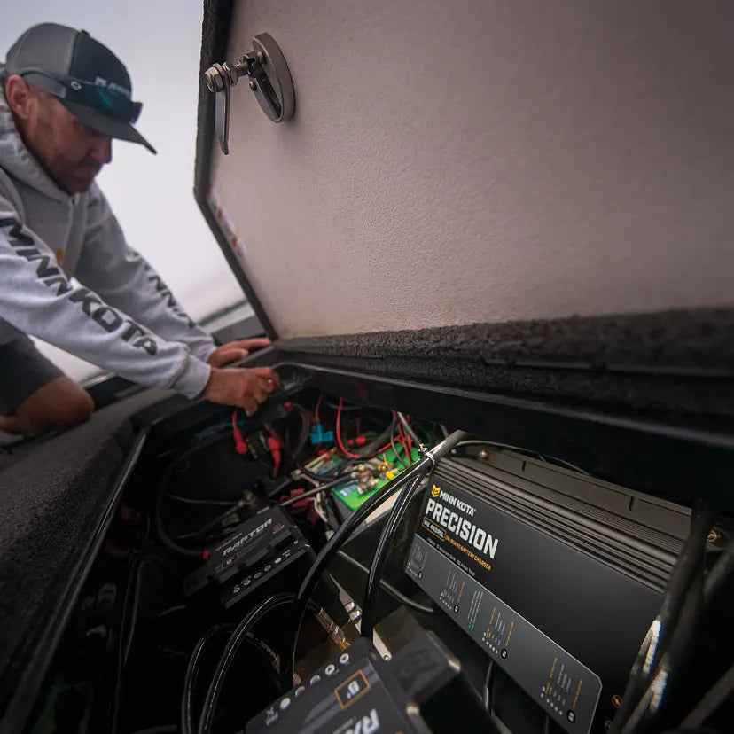 Minn Kota MINN KOTA MK-460 PCL 4 Bank 15 AMP Battery Charger - Boatyard Malaysia