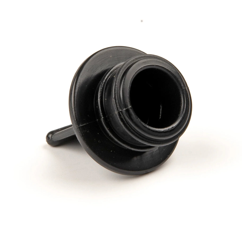 T-H Marine PVC Push-In Drain Plug - Boatyard Malaysia
