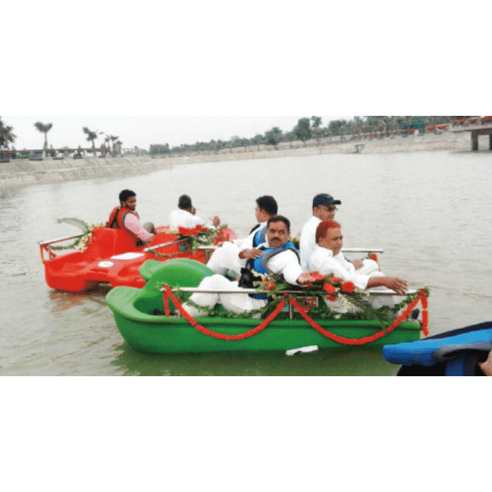 Pelangi Plastic Pedal Boat - Boatyard Malaysia