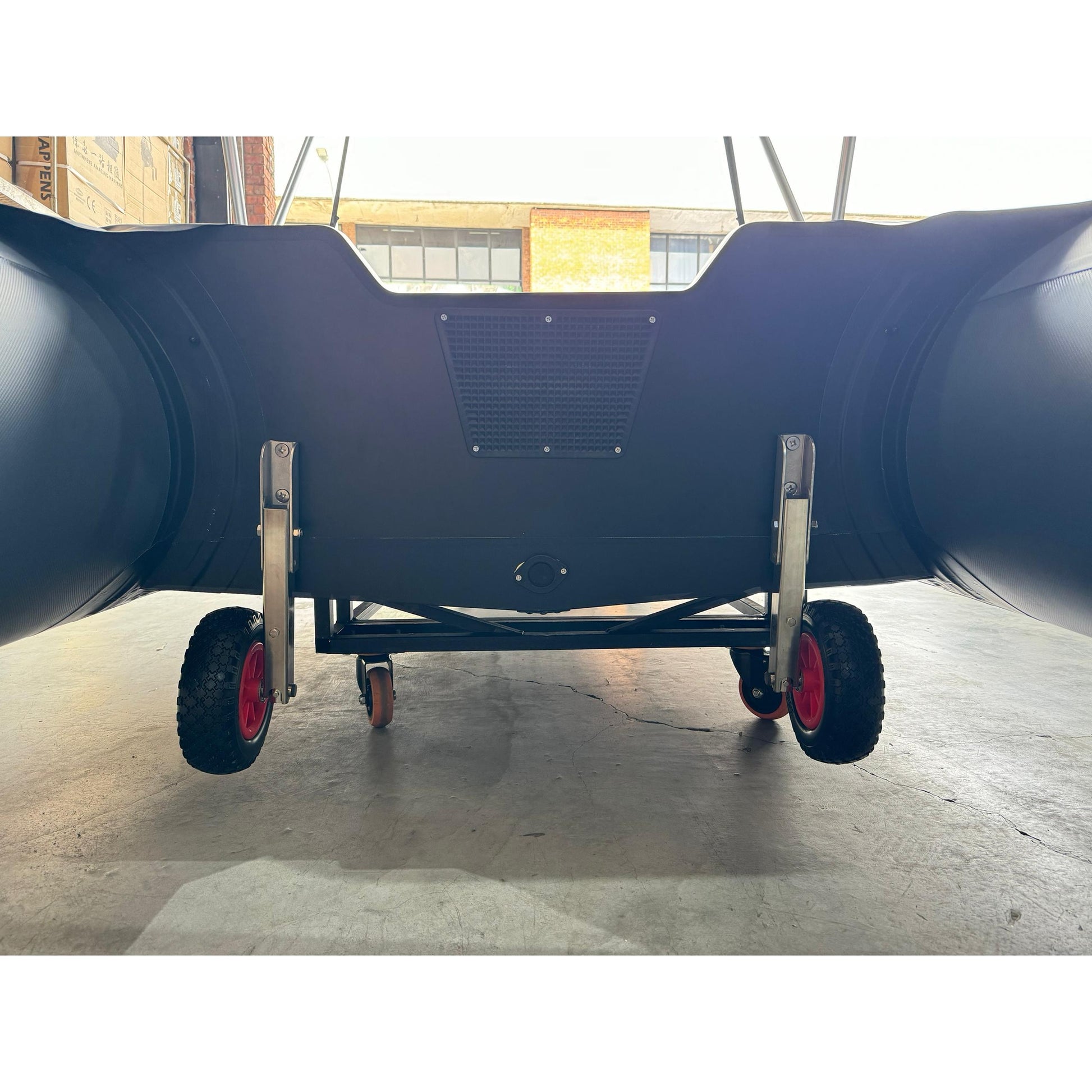 Transom Wheel Launcher for Inflatable Boat boatyardmalaysia