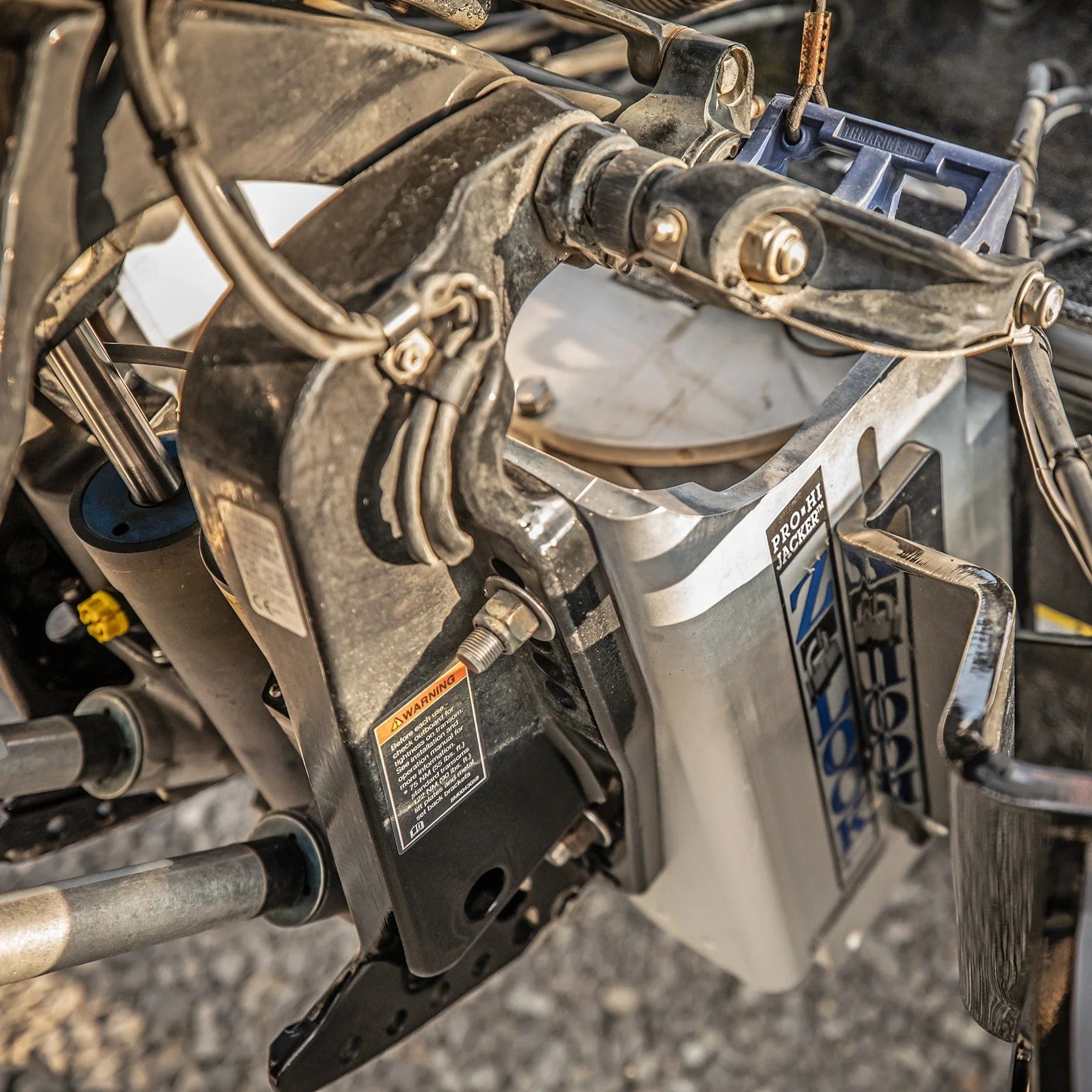 Z-LOCK™ Manual Jack Plate